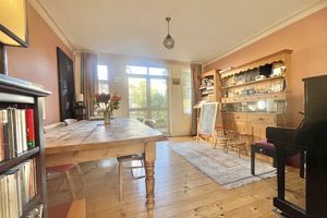 Photo 11- click for photo gallery